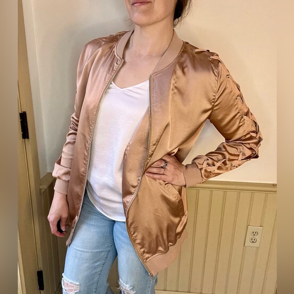 Carli Bybel Missguided Lace Up Arm Satin Long Bomber Jacket Tan Sz 8 Relaxed Fit - Picture 1 of 13